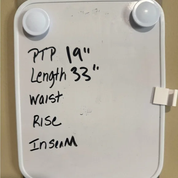 Lilly Pulitzer Caila T-Shirt Dress in the vibrant "Garden Games" floral print - Picture 11 of 11